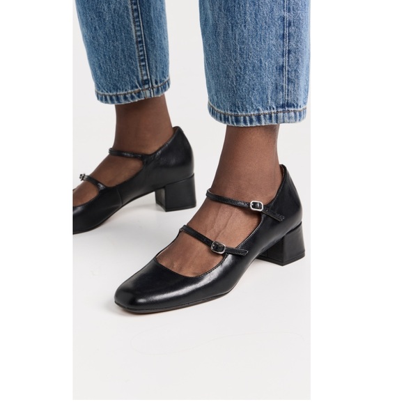Madewell Shoes - Madewell
The Nettie Heeled Mary Jane in Leather True Black 9.5